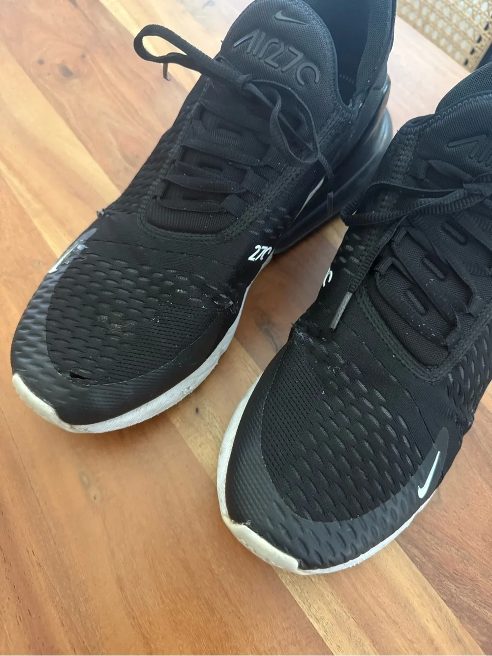 Nike Air Max 270 Men's Black/White Sneakers